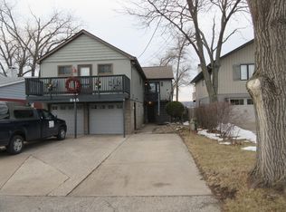845 1st Ave, Hampton, IL 61256