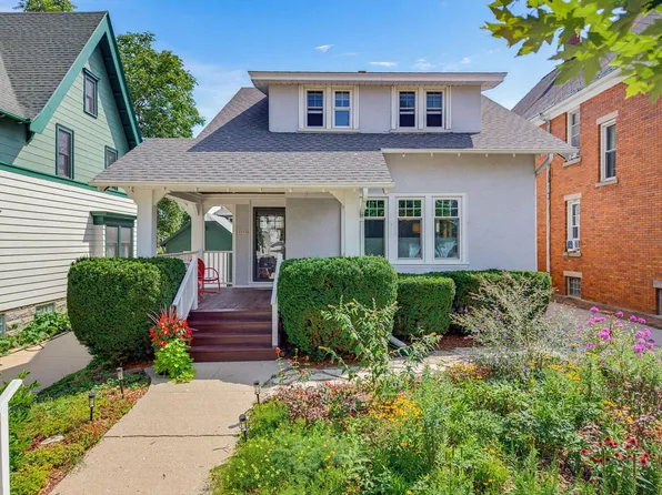 2006 N 48th STREET, Milwaukee, WI 53208
