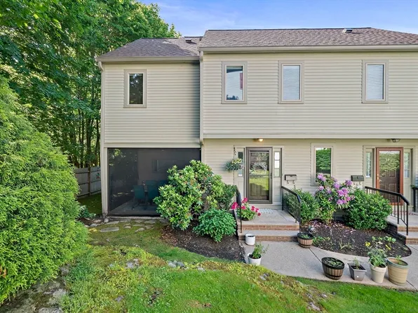 36 Maple St Unit 36, Canton, MA 02021