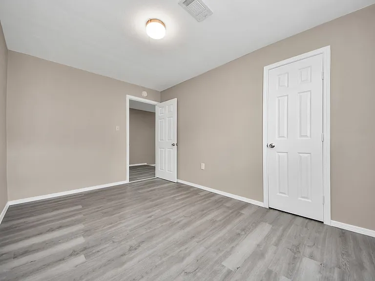 17111 River Rd #A — Photo 10