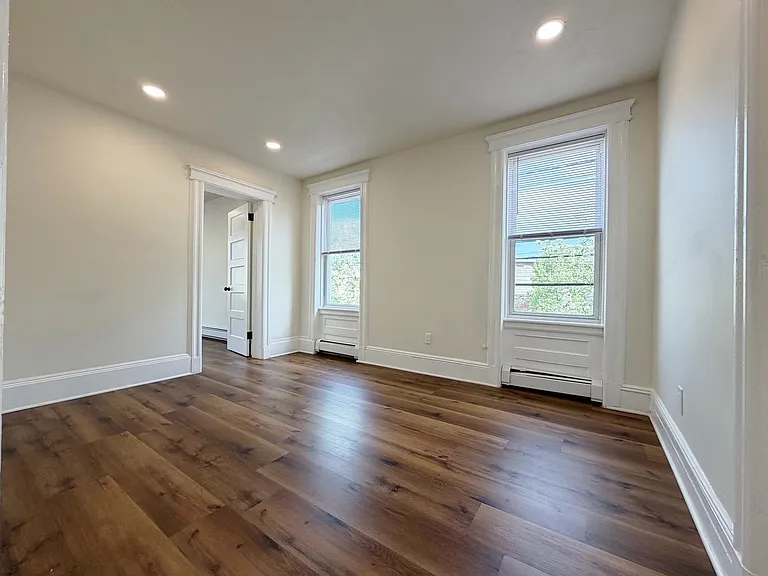 1918 Kerrigan Ave — Photo 13