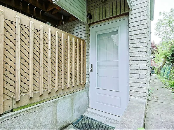 61 Fairchild Ave #Basement, Toronto, ON M2M 1T8