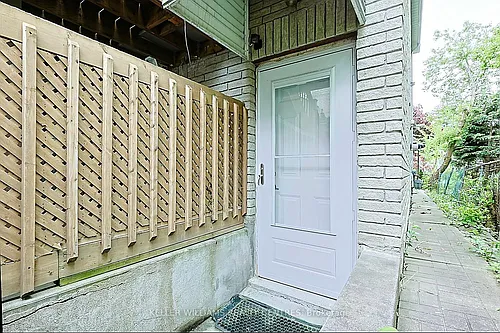 61 Fairchild Ave #BASEMENT Photo 1