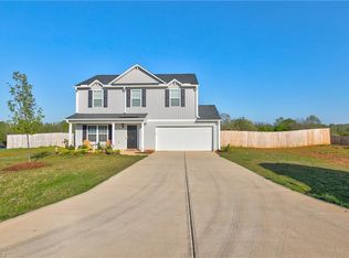 194 Columbia Dr, Linwood, NC 27299