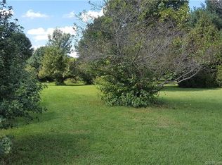 3750 E Locust Creek Dr, Palmyra, IN 47164