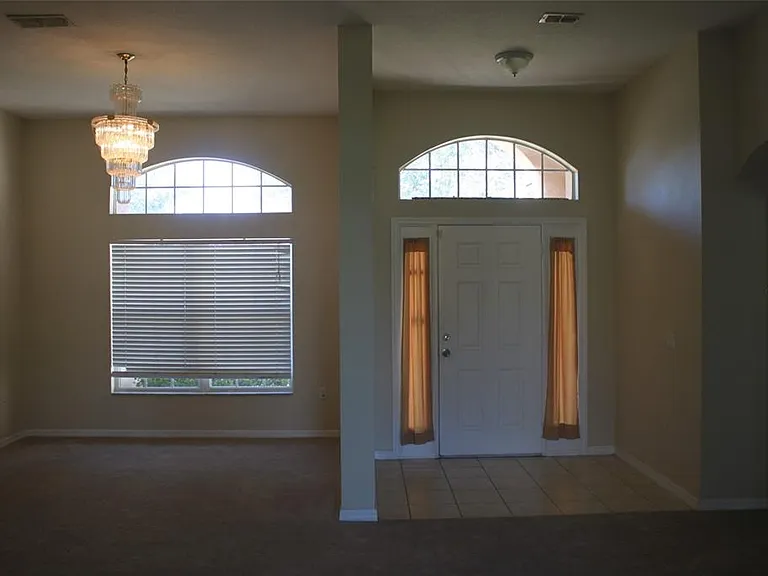 4352 Fox Glen Loop — Photo 5