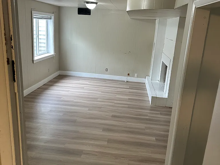 140 N 18th Ave #BASEMENT — Photo 8