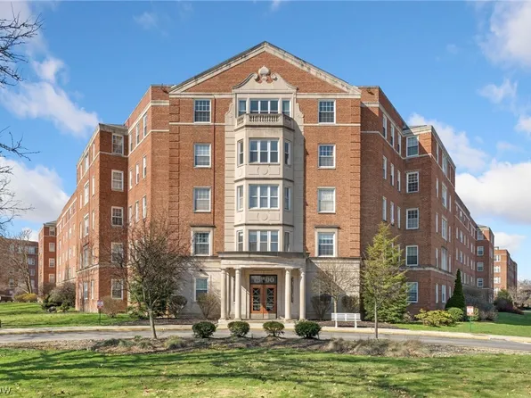 13800 Fairhill Rd APT 108, Cleveland, OH 44120