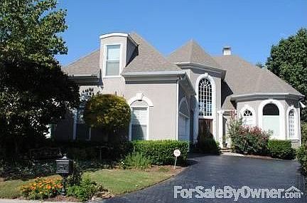 815 Olde Clubs Drive
						:
						End of cul-de-sac lot