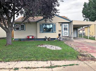 1112 4th St W, Williston, ND 58801