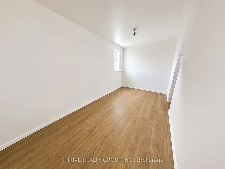 87 Frank St #301 — Photo 4