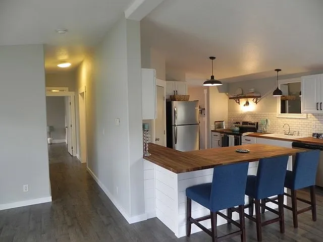 104 Main St — Photo 7