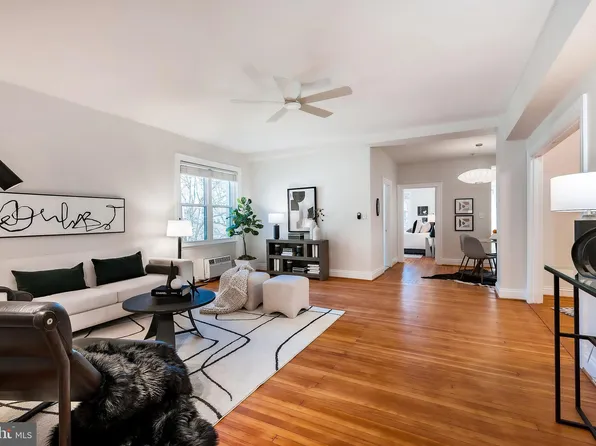 3100 Connecticut Ave NW APT 430, Washington, DC 20008