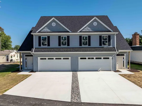 35 N Beach St, Port Clinton, OH 43452