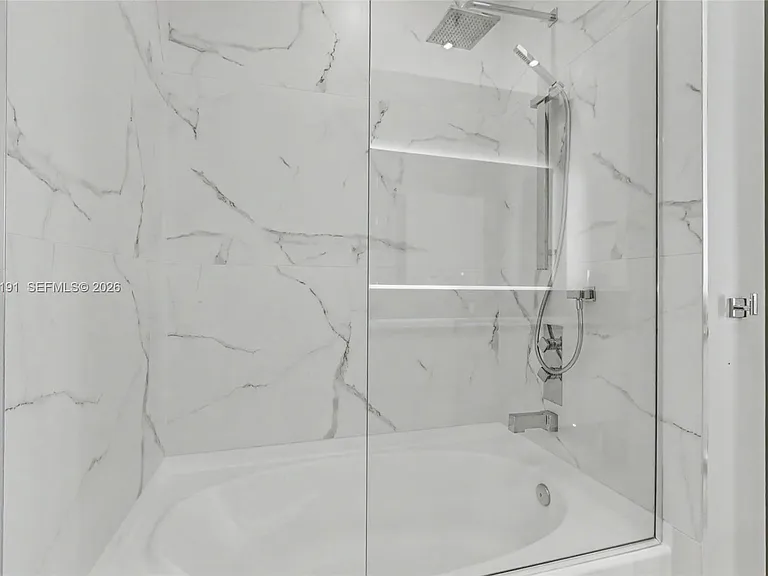 2275 Biscayne Blvd #1004 — Photo 11