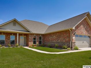 17 Regia Dr, Huntsville, AL 35824