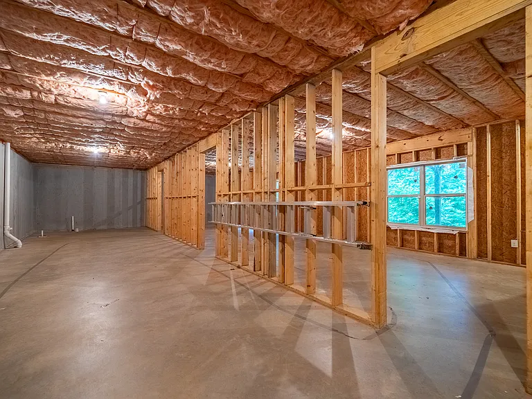 215 Oakridge Dr — Photo 47