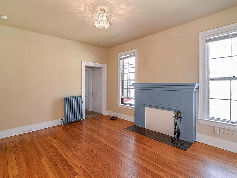 521 Elizabeth St #2 — Photo 2