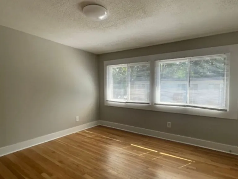 2479 Julia Ave — Photo 48