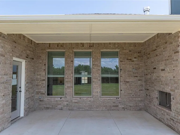 13001 NE 9th St — Photo 26