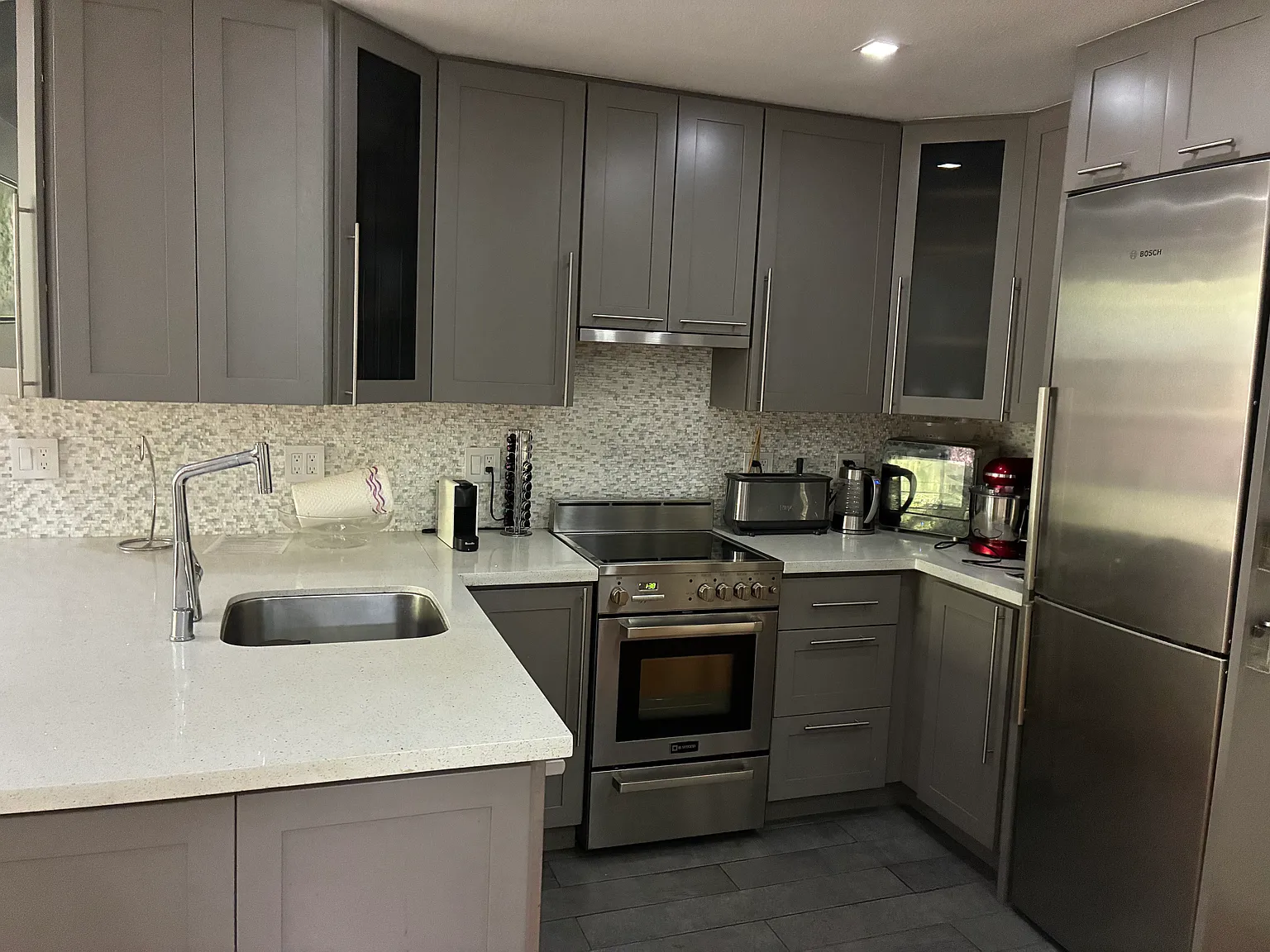 Studio, 490 sqft, $2,395 — Photo 1
