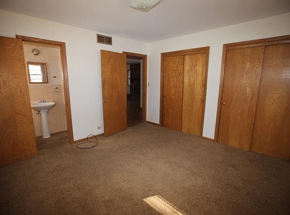5th image of 605 W 30th Ave