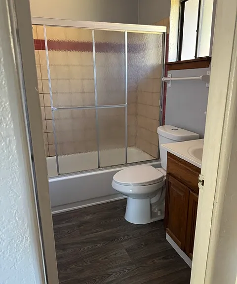 940 Lake St — Photo 12