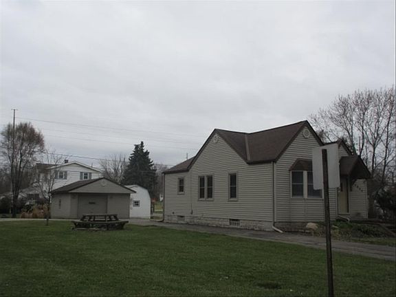 3rd image of 4508 Day St
