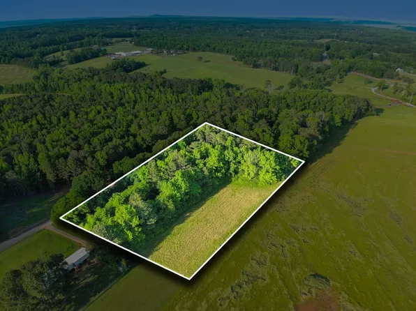 4260 Ellen Mann Rd, Dora, AL 35062
