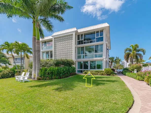 2100 Gulf Shore BLVD N #120, NAPLES, FL 34102