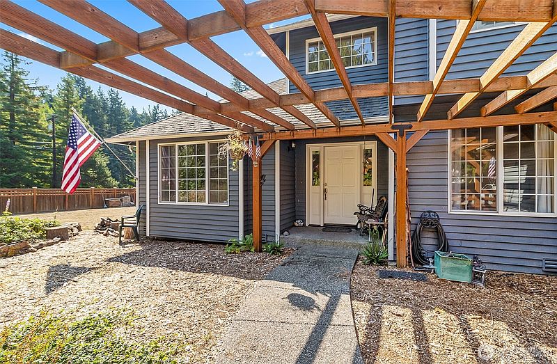 2nd image of 12110 29th Avenue SE