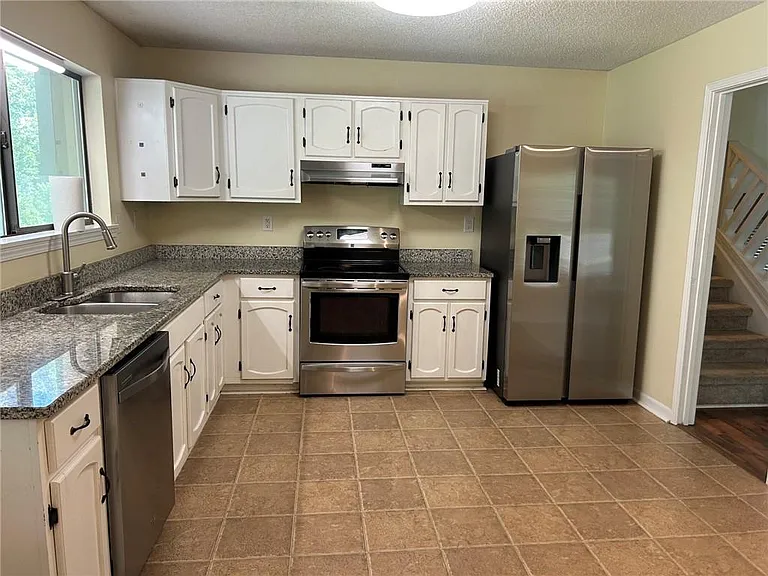 9775 Loblolly Ln — Photo 5