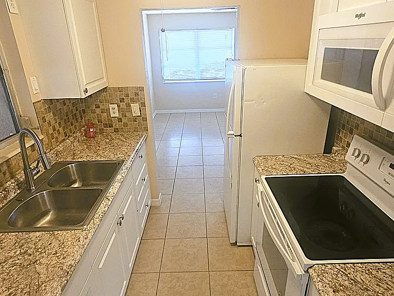 8300 Agress Ave — Photo 11