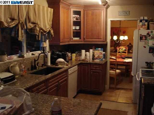 2nd image of 161 Elvira St