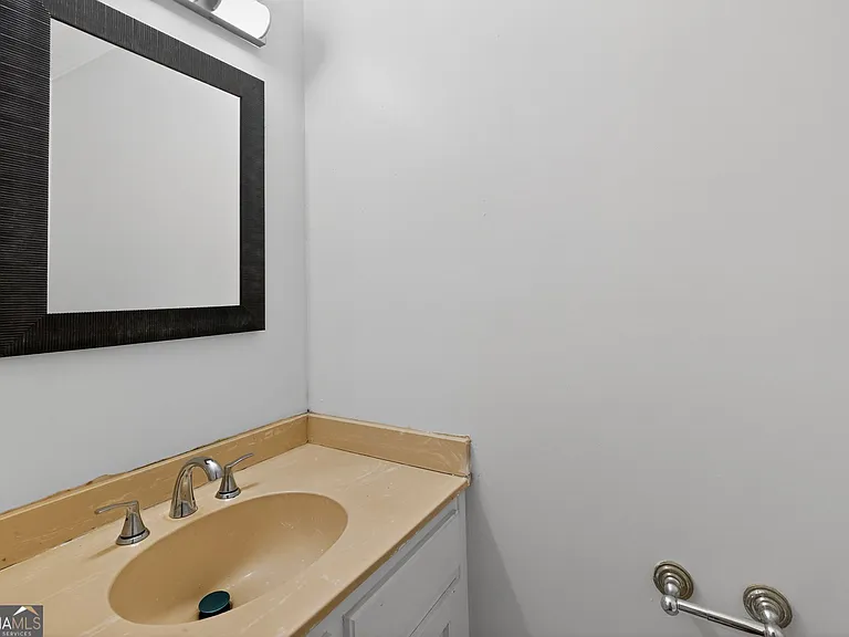 898 Chippendale Ln — Photo 16