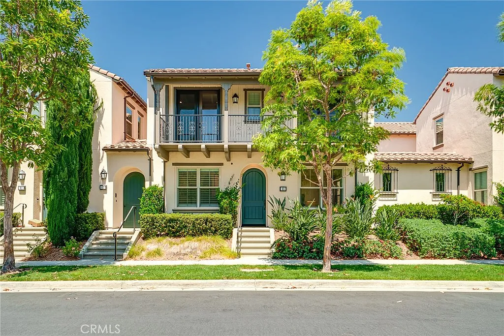 3 bed, 1619 sqft, $4,700 — Photo 1