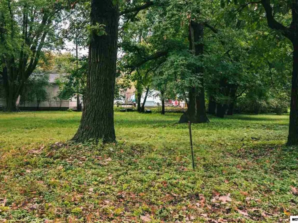 1108 16th St NE, Mason City, IA 50401