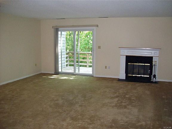 2nd image of 822B Beach Haven Dr