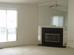 122 Commons Cir, Saline, MI 48176