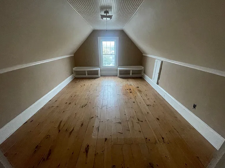 202 Central Ave — Photo 19