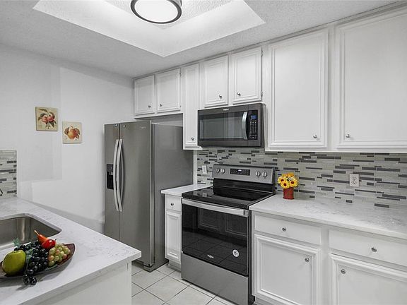 4th image of 800 Country Place Dr Unit 104