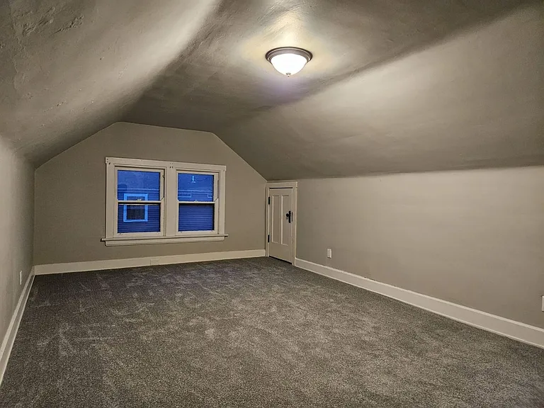 6306 Chandler — Photo 16