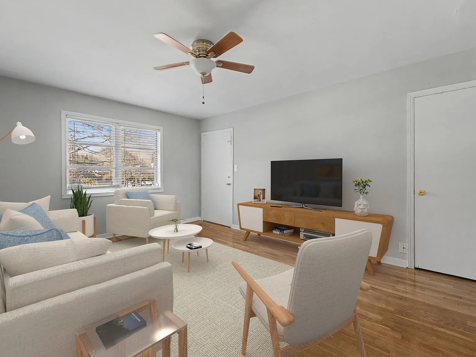 2 bed, 1050 sqft, $1,500 — Photo 2