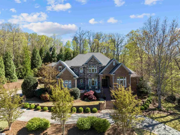 203 Sorrento Dr, Greenville, SC 29609