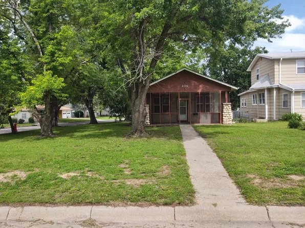 409 S Madison St, Junction City, KS 66441