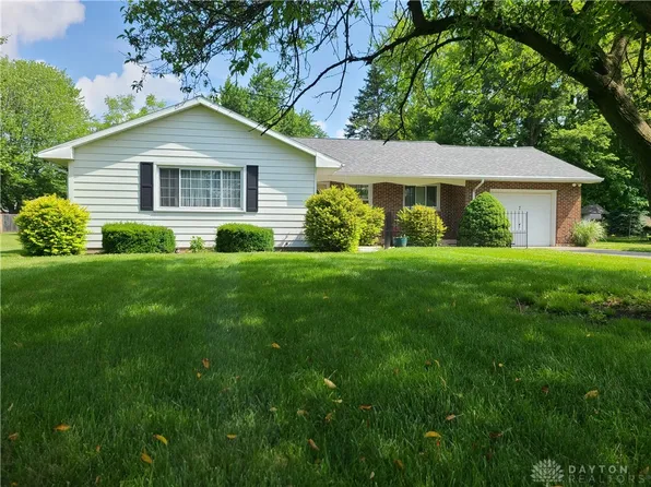 7 Woodside Dr, Arcanum, OH 45304