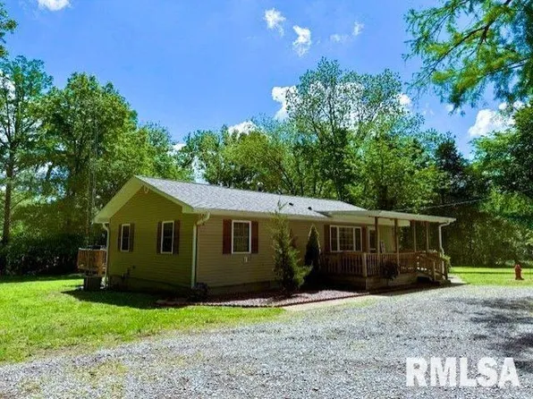 202 & 204 Mine Ave, West Frankfort, IL 62896