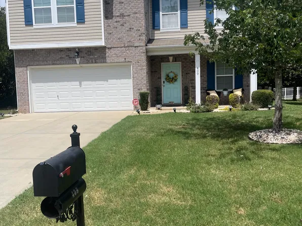 409 Elizabeth Valley Ln, Clover, SC 29710