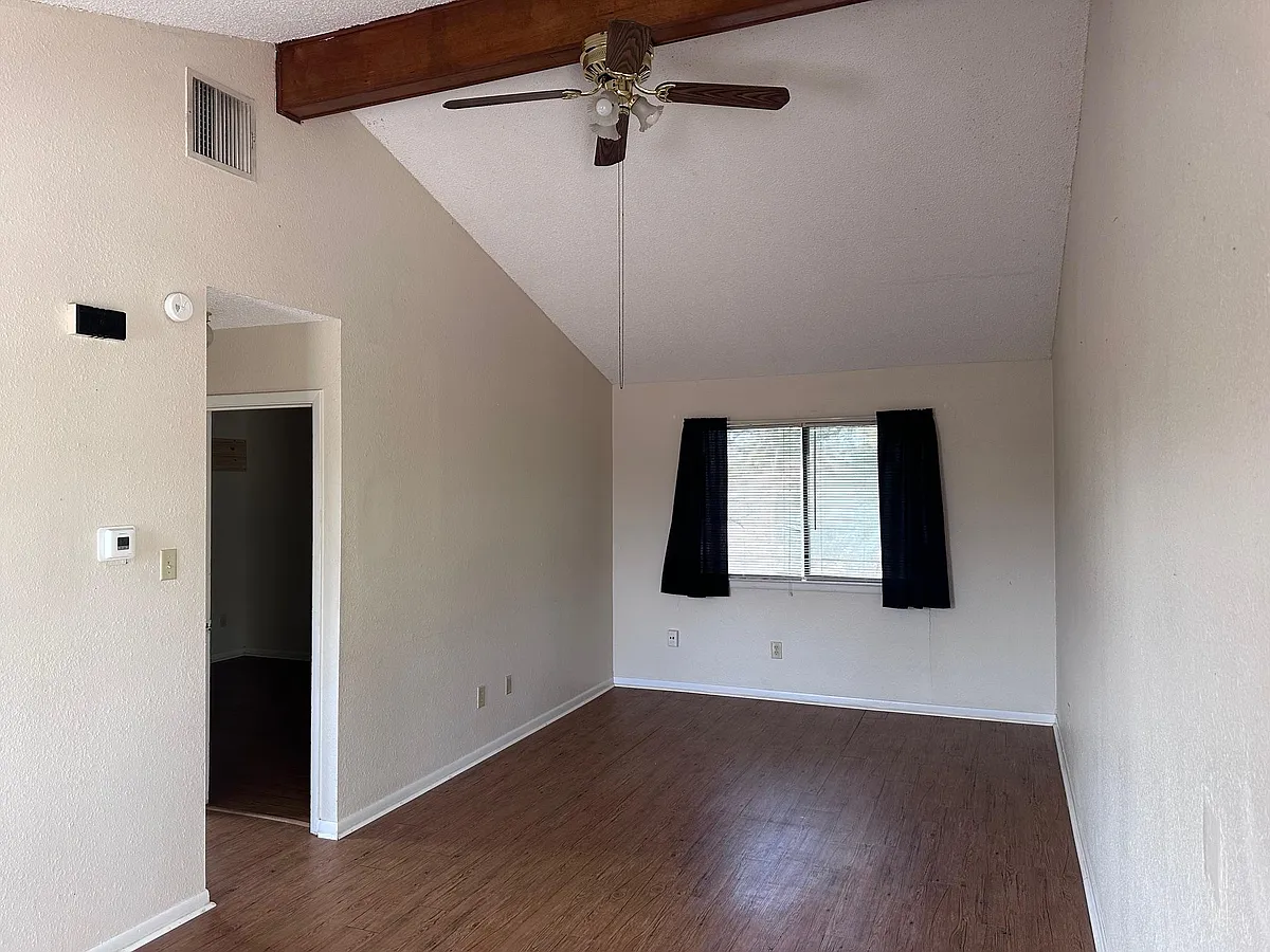 Building Photo - 114 Thorne Rd #B