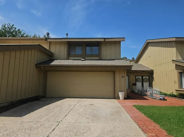 8201 E Harry St APT 902, Wichita, KS 67207